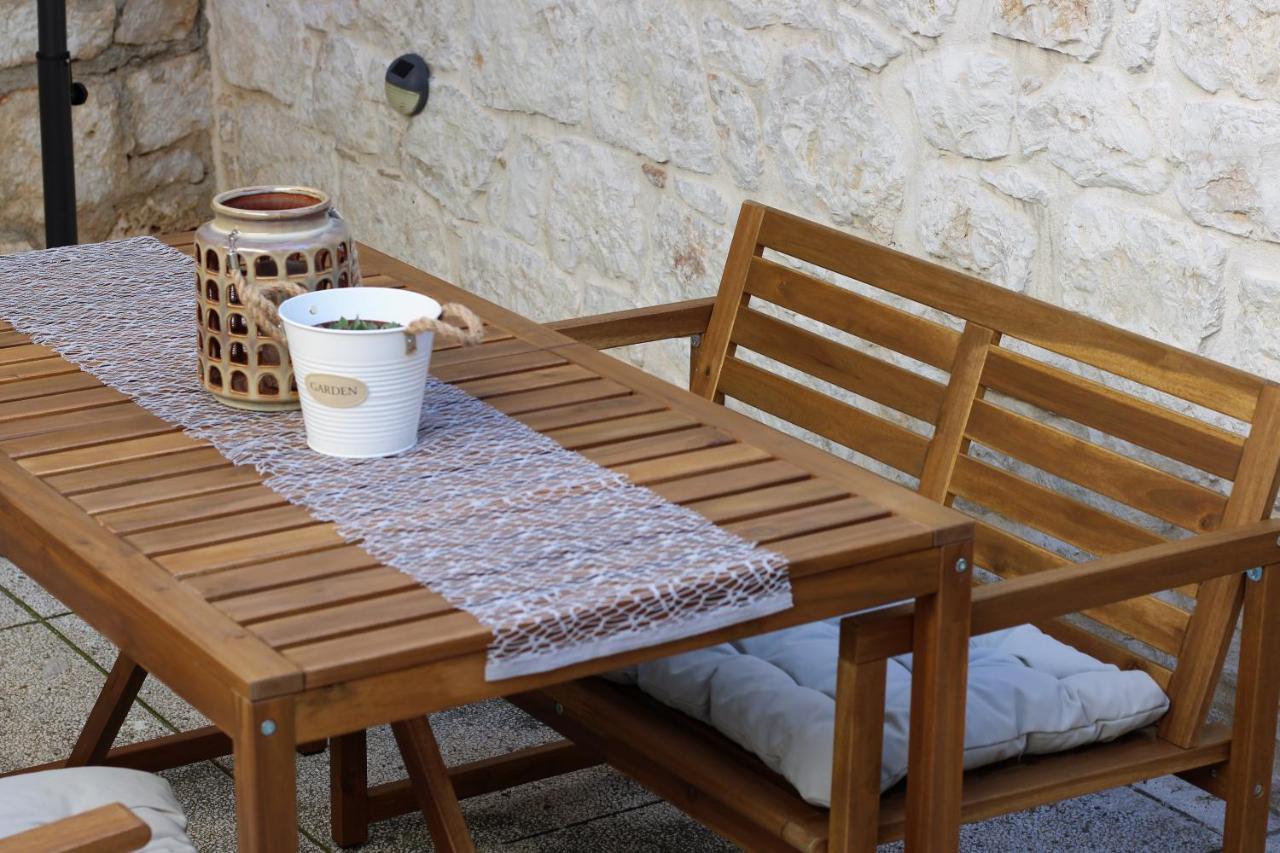 Joseph'S Yard Apartment Rovinj Luaran gambar